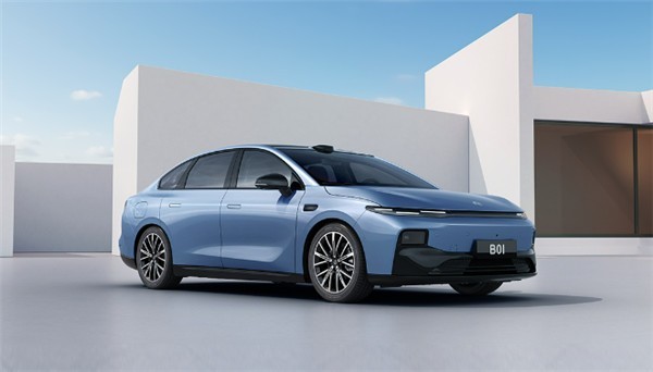 樂道L90五種配色官宣|零跑B01純電轎車開售|小鵬G7定檔