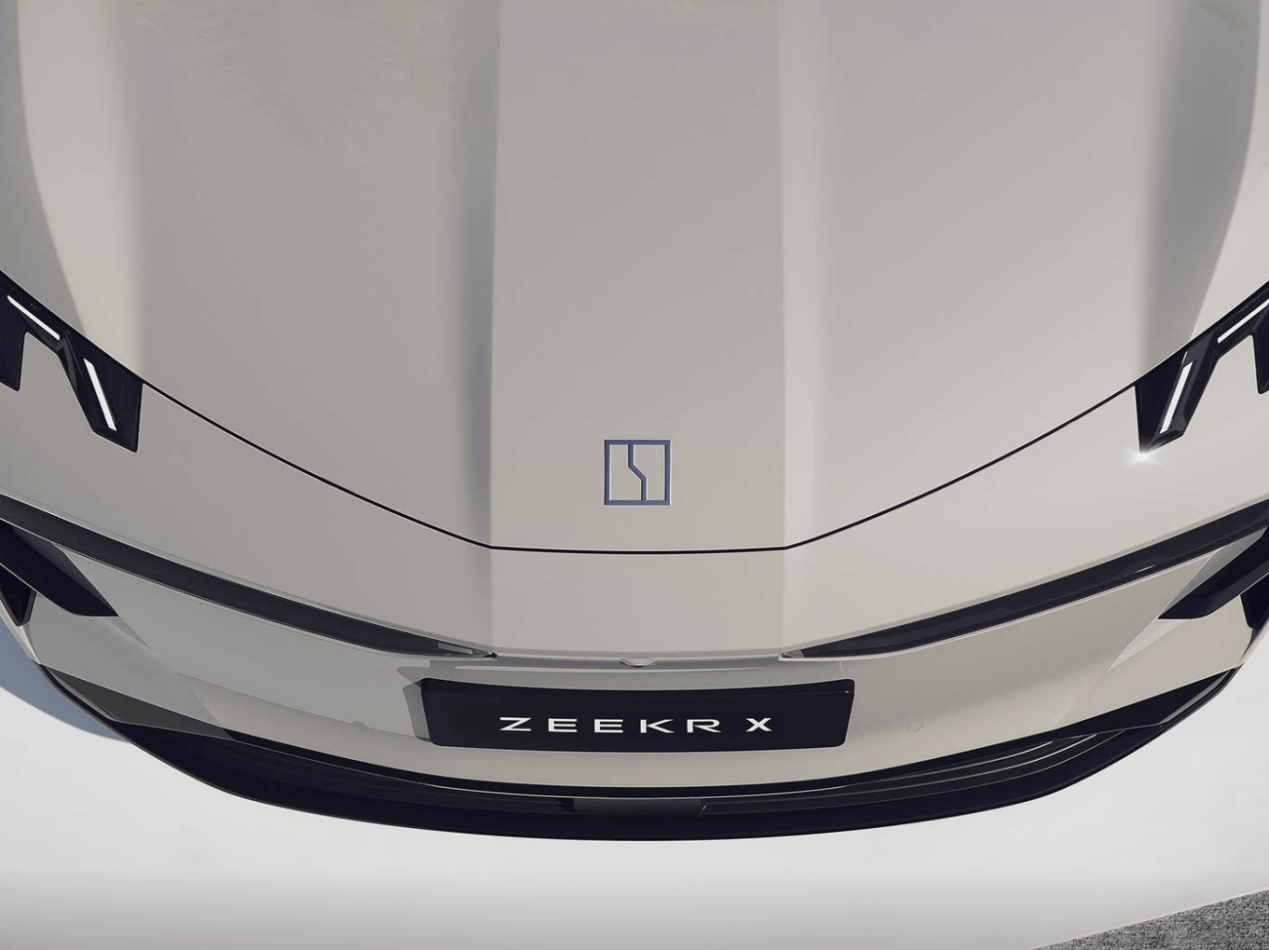 半年超140.9萬輛!吉利汽車銷量創新高,年目標上調至300萬輛