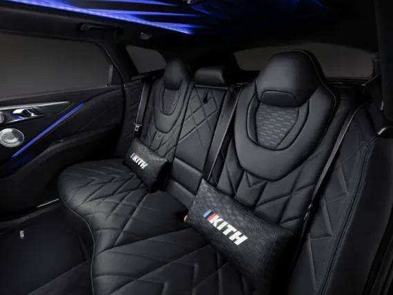 潮流“單品”BMW XM by KITH