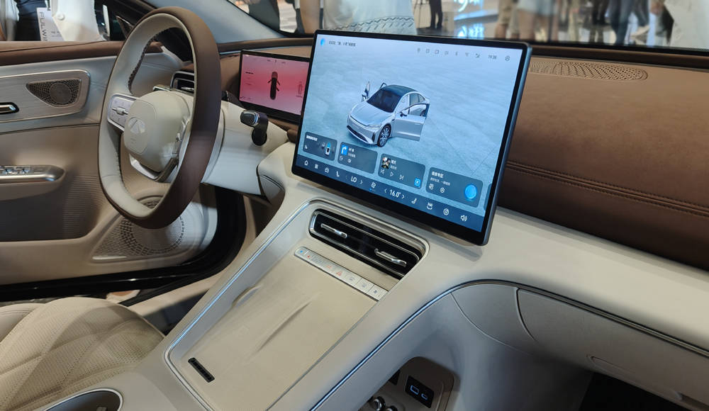 搶購價13.99萬起,風云A9L上市,能否成為中大型轎車攪局者?