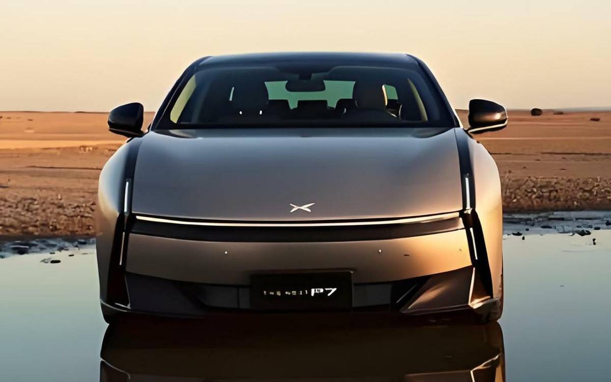 全新一代小鵬P7實車曝光!下半年上市,能重現老P7輝煌?