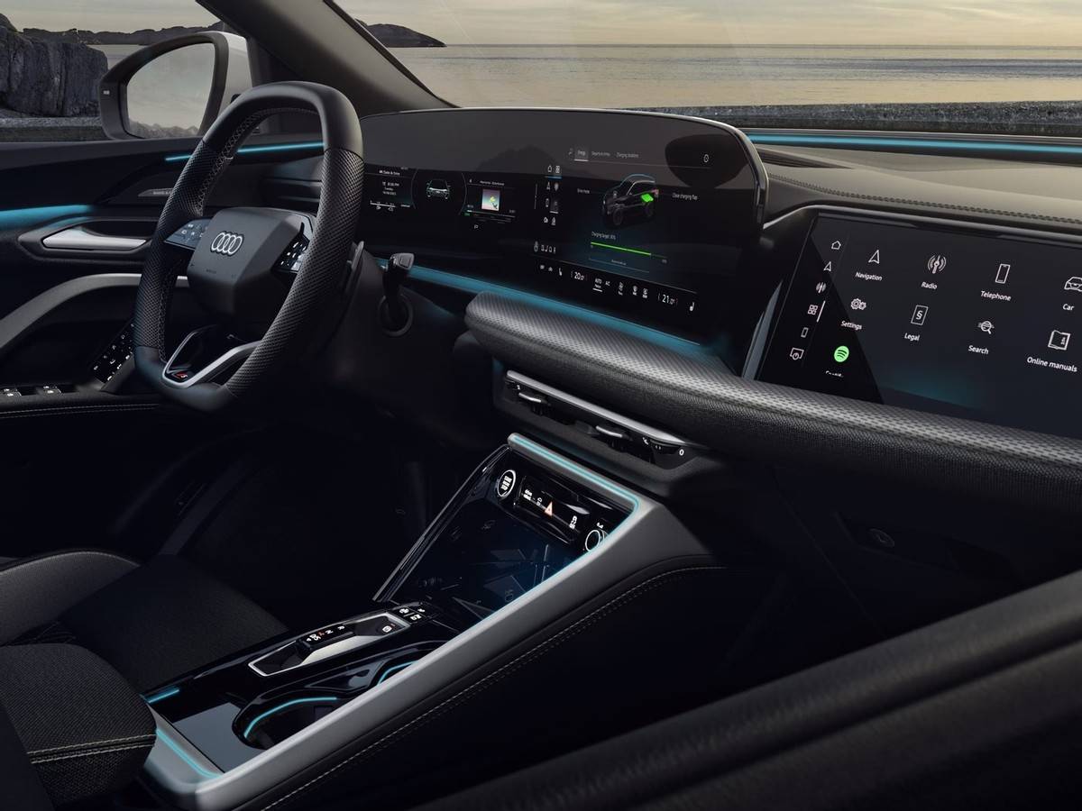 奧迪Q5 不光有MHEV還有PHEV,電混車還能這么玩?