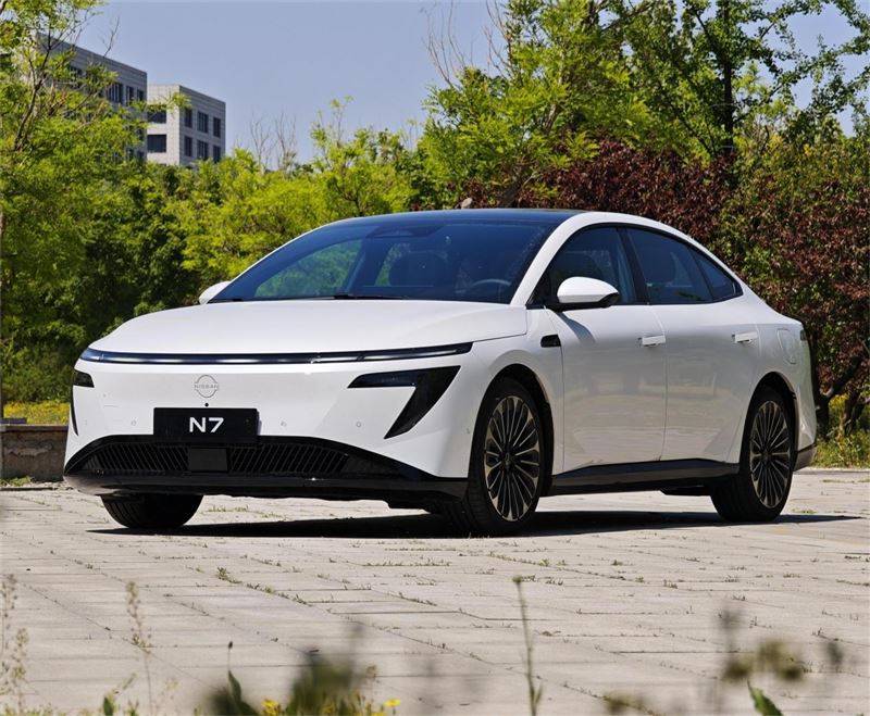 吉利星耀8對比日產N7 國產與合資的極致性價比之爭