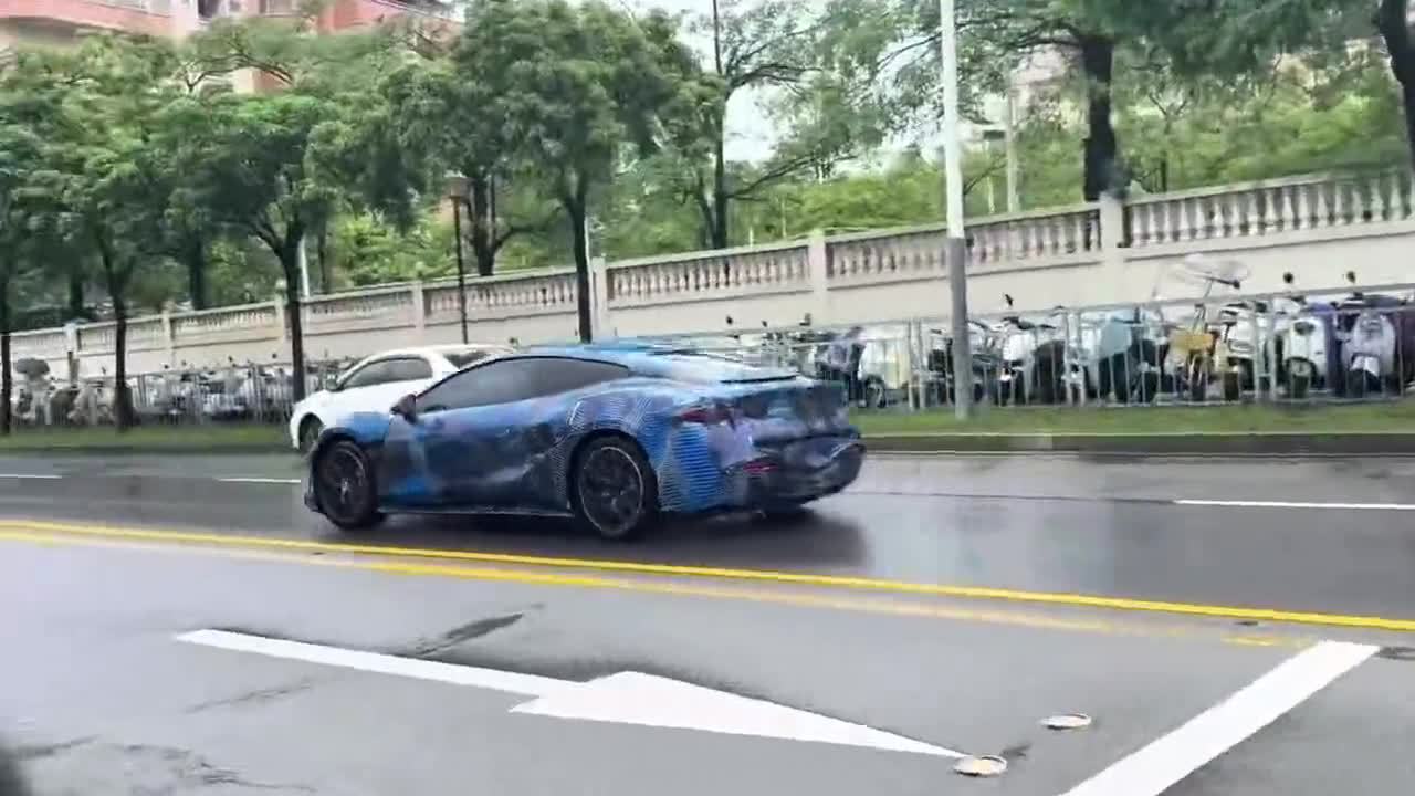 比亞迪騰勢Z跑車最新路試視頻曝光