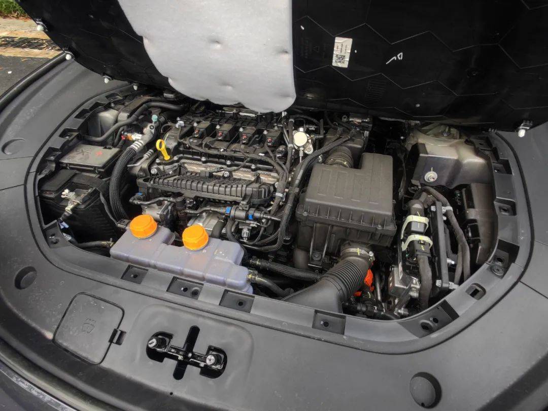 來自未來的顏值——阿維塔12后驅增程版