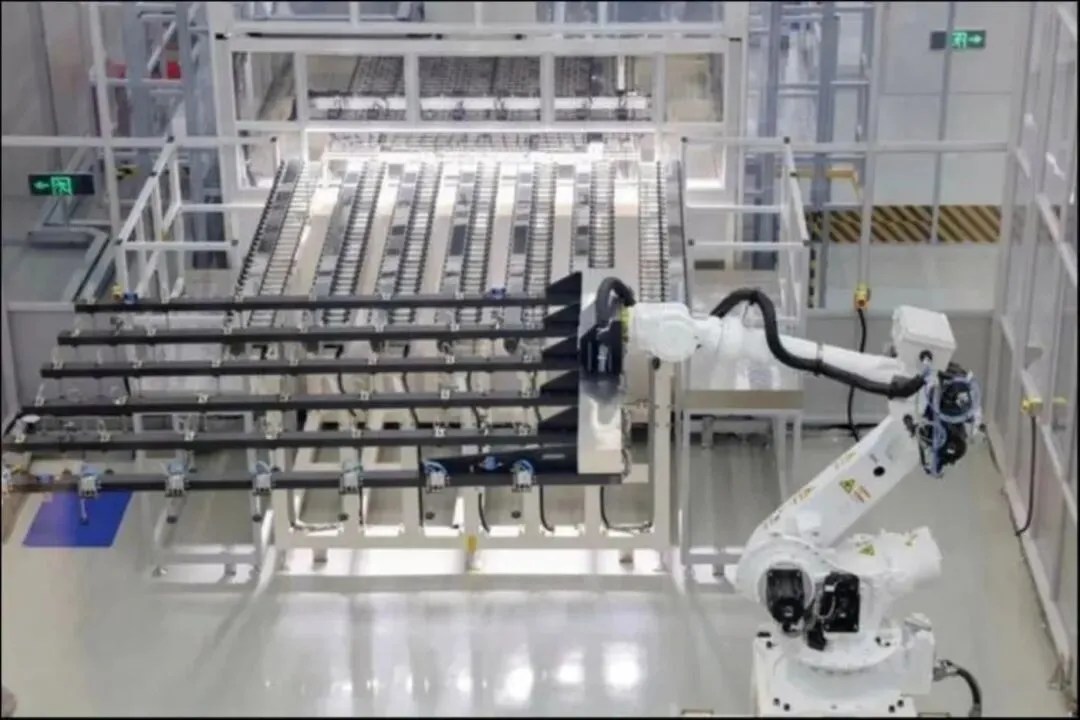 當存儲漲瘋了,國產屏的紅利緩解了手機、PC廠商的焦慮